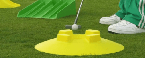 Kübler Sport Golf Shop: Freizeitgolf-Ausrüstung bei Kübler Sport kaufen Golf Shop Bannerbild mit moderner Freizeitgolf-Ausrüstung, Golfschläger, Golfbags und Zubehör für Freizeitspieler auf dem Golfplatz