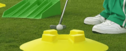 Mobiles Minigolf-Set für Outdoor-Spiele im Garten Minigolf im eigenen Garten – Outdoor-Spielspaß für die Familie