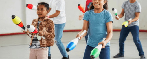 Jonglierkeulen online kaufen im Kübler Sport Onlineshop Jonglierkeulen in verschiedenen Farben und Größen für Freizeitspiele und Training