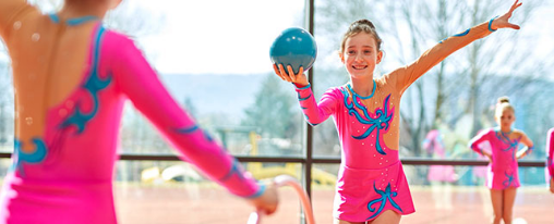 Gymnastikgeräte und Handgeräte für rhythmische Sportgymnastik im RSG Shop Geräte für Rhythmische Sportgymnastik online kaufen im Kübler Sport RSG Shop