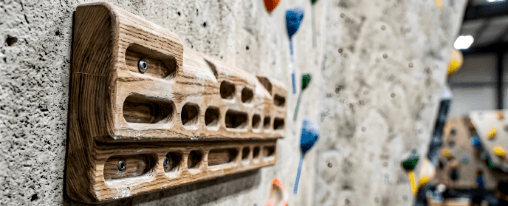 Boulderausr&uuml;stung f&uuml;r sicheres und komfortables Klettern in der Halle und am Fels