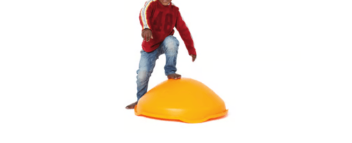 Gonge Kreisel online kaufen für die Kinderbetreuung Kinder spielen im Kindergarten mit robustem Gonge Kreisel und fördern dabei Gleichgewicht und Koordination