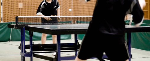 Indoor Tischtennisplatte online kaufen im Kübler Sport Tischtennis Shop Indoor Tischtennisplatten für Schule, Verein und Freizeitsport im hellen Trainingsraum