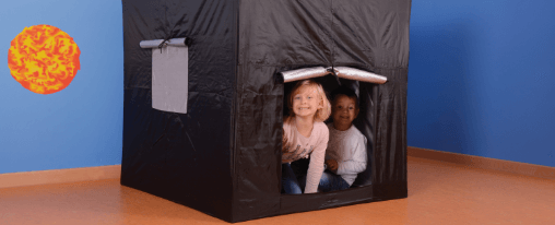 Snoezelen Materialien f&uuml;r den Therapiebedarf in verschiedenen Ausf&uuml;hrungen in einem Ruheraum f&uuml;r die multisensorische F&ouml;rderung