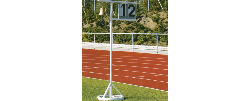 Anzeigetafel für Leichtathletik-Ergebnisse Gut lesbare Anzeigetafel zur Darstellung von Wettkampfergebnissen, Weiten oder Startnummern bei Leichtathletik-Events.