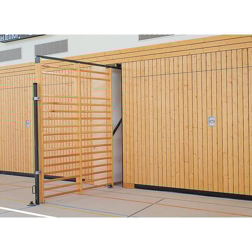 Doppelfeld-Sprossenwand einschiebbar