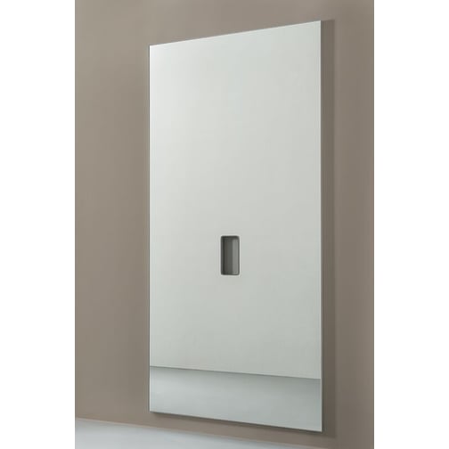 Wandspiegel mit Aussparung für Ballettstangenhalterung