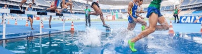 Robuste und vielseitige Hindernisse für den Hindernislauf – ideal für den Einsatz im Schulsport, Kinderleichtathletik und Vereinstraining.