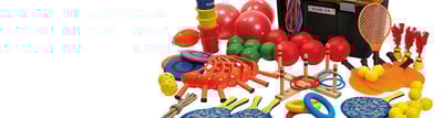 Bunte Spieltonne mit vielseitigen Freizeitspiel-Geräten für Kinder und Gruppen, geeignet für Sport und Spiel im Kindergarten, Schule oder Verein