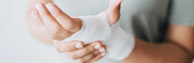 PECH-Regel: Erste-Hilfe nach Sportverletzungen | K&uuml;bler Sport