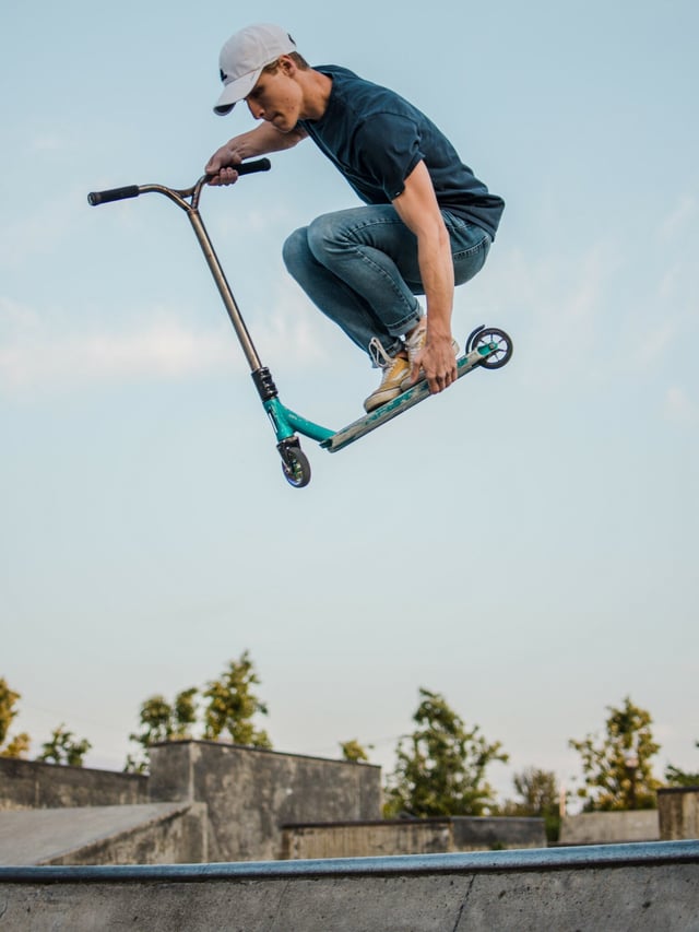 Stuntscooter &ndash; der Tretroller f&uuml;r Trickk&uuml;nstler | K&uuml;bler Sport