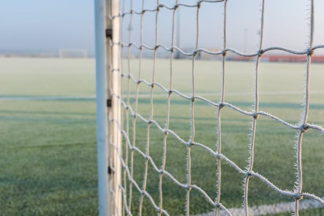 Sportstätten winterfest machen | Kübler Sport