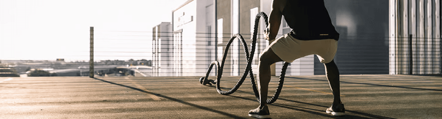 Robustes Battle Rope für intensive Ganzkörper-Workouts und funktionelles Training zur Verbesserung von Kraft und Ausdauer.