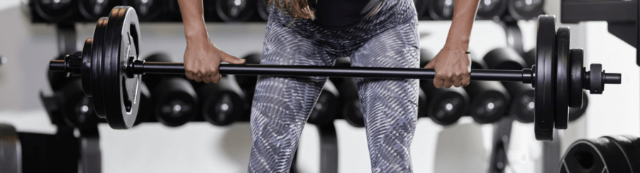 Langhantel im Einsatz für gezieltes Krafttraining