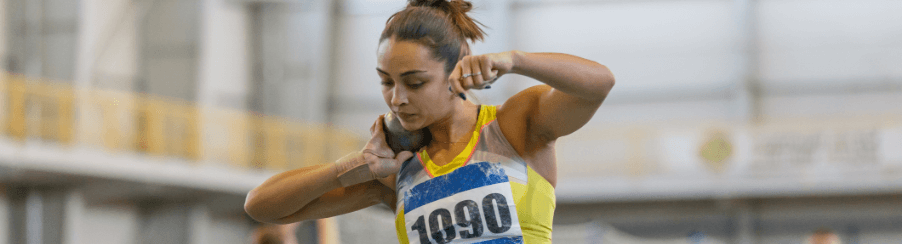 Kugelstoßkugel für den Einsatz im Schul- und Vereinssport – ideal für Techniktraining und Wettkampfanwendungen.