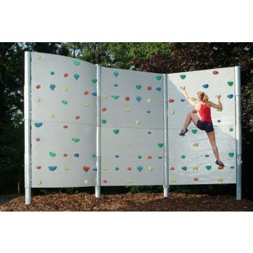 Kübler Sport® Outdoor Boulderwand aus Polymerbeton