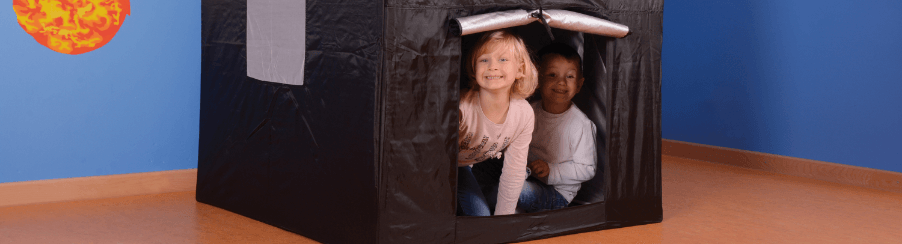 Snoezelen Materialien für den Therapiebedarf in verschiedenen Ausführungen in einem Ruheraum für die multisensorische Förderung