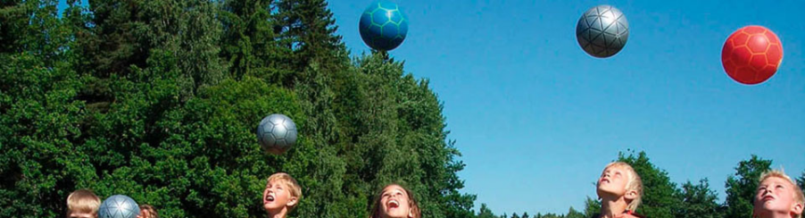 Bunter Soft Fußball für sicheres und vielseitiges Spielen im Innen- und Außenbereich, ideal für Training, Freizeit und Schule