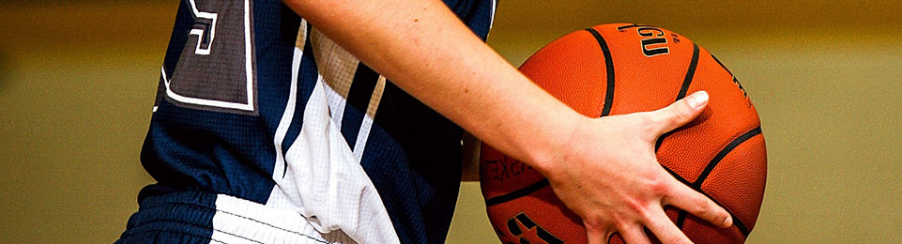 Verschiedene Basketball Spielbälle in unterschiedlichen Größen, Materialien und Ausführungen für Training, Wettkampf und Freizeit